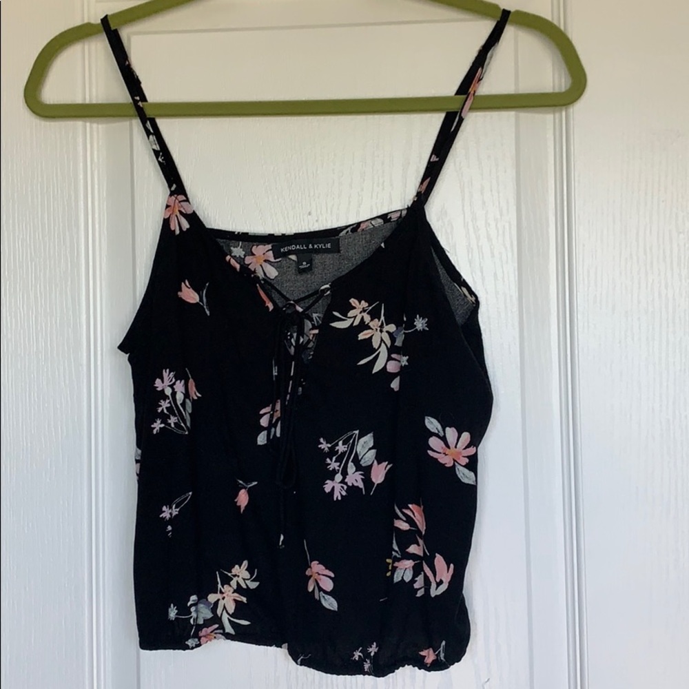 KENDALL & KYLIE Flower Tank top